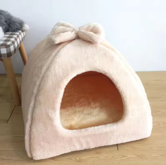 Winter Warm Pet House 01